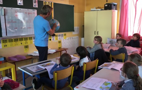 AURAY - Les élève bilingues découvrent la Route du Rhum avec Yann Elies