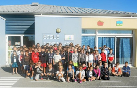 PLUMELIN - École Saint-Mélaine. La rentrée pour les 151 élèves