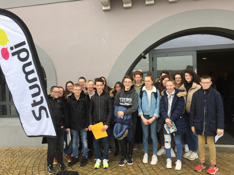 LANDIVISIAU - Les collégiens et lycéens au salon des métiers en langue bretonne ! 