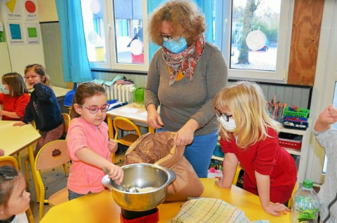 LANNILIS - À l’école du Sacré-Cœur, les apprentis boulanger à l’ouvrage