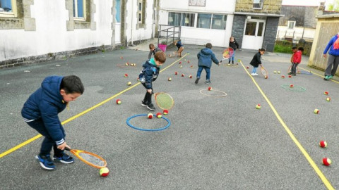 ROSTRENEN - Initiation au tennis à l’école Notre-Dame