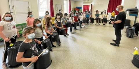 LANNION - Découverte de la musique bretonne à l’école Jeanne-d’Arc