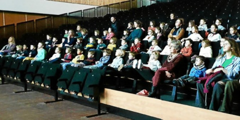 Ploudalmezeau (29) - Du cinéma en breton pour les classes bilingues, à L’Arcadie