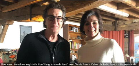 Le nouveau titre de Francis Cabrel dédié aux langues régionales : "Un gramme de terre"