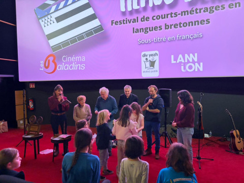 Lannion (22) - Ecole Jeanne d'arc - Figurants dans un fil, quelle expérience !